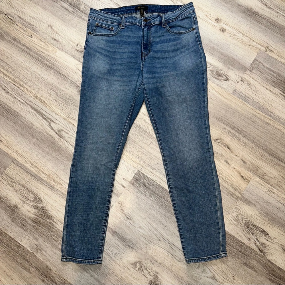 💝FRYE Mid Rise Straight Leg Indigo Denim Women's Jeans Size 12